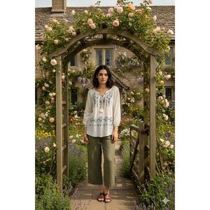 Raga Women Blouse Peasant Size XS Ivory Pullover Long Sleeves Boho Tie Neckline